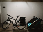 Fahrrad im Lichtkegel © soSTEGISCH / radmobil