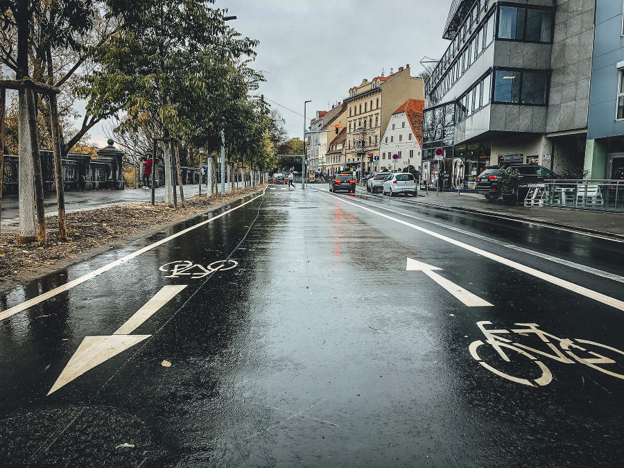 Kaiser-Franz-Josef-Kai Radweg in Graz Richtung Norden