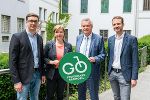 Präsentierten gemeinsam neue Radverkehrsprojekte in Graz: Markus Kronheim (Stadt Graz), Vizebürgermeisterin Judith Schwentner, LH-Stv. Anton Lang und Peter Sturm (Land Steiermark, v.l.). © Land Steiermark/Resch