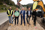 Aleksandar Simic (Bauleiter PORR Knittelfeld), BBL-Chef Bernd Pitner, LH-Stv. Anton Lang, Bgm. Mario Abl und Projektleiterin Dorothea Gasperl (v.l.). © Land Steiermark/Zick Aleksandar Simic (Bauleiter PORR Knittelfeld), BBL-Chef Bernd Pitner, LH-Stv. Anton Lang, Bgm. Mario Abl und Projektleiterin Dorothea Gasperl (v.l.).